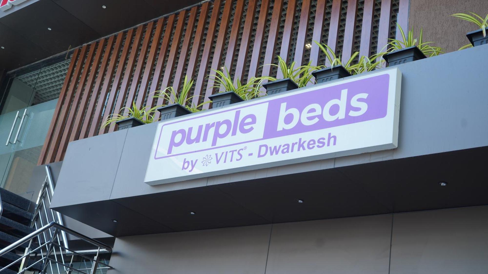 Hotel Purple Beds By Vits Dwarkesh, Surat Salabatpura Exterior foto